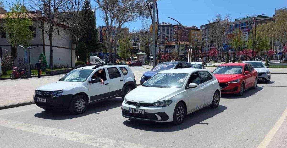 Kütahya'da trafiğe kayıtlı araç sayısı 286 bin 57'ye ulaştı