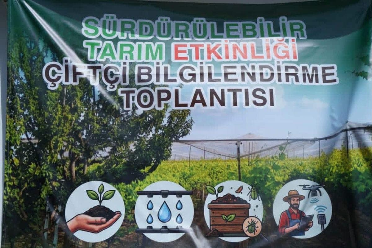 Sarıgöl'de Üzüm Üreticilerine Sürdürülebilir Tarım Eğitimi