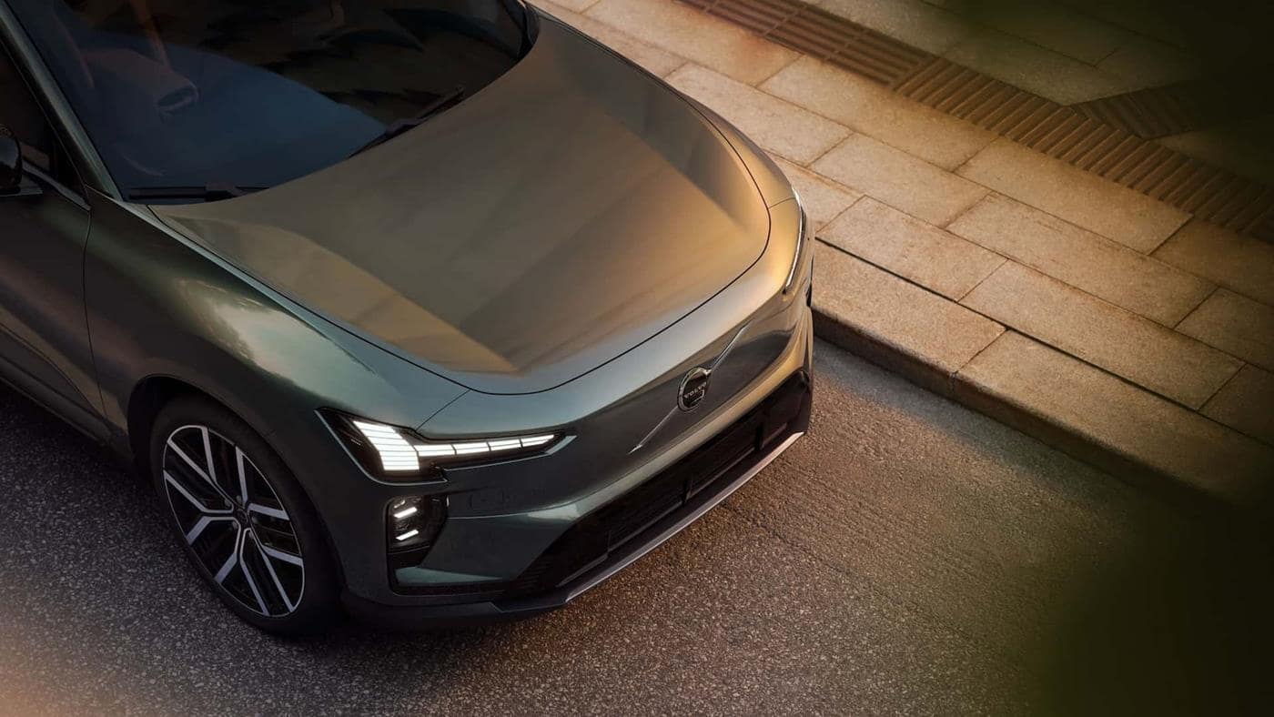 Volvo EX60 çevreyi analiz edip sürücüye anlatıyor